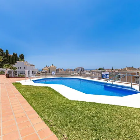 Apartment Townhouse Close To Burriana Nerja